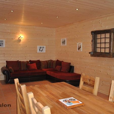 La Joubarde Apartment Lanslevillard Luaran gambar