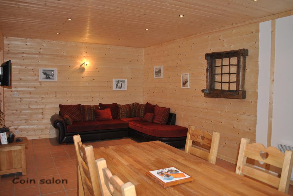 La Joubarde Apartment Lanslevillard Luaran gambar