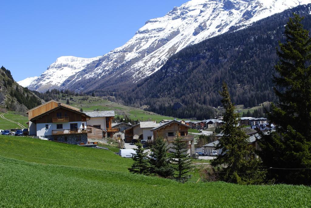 La Joubarde Apartment Lanslevillard Luaran gambar
